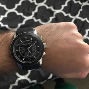 Michael Kors Classic Look